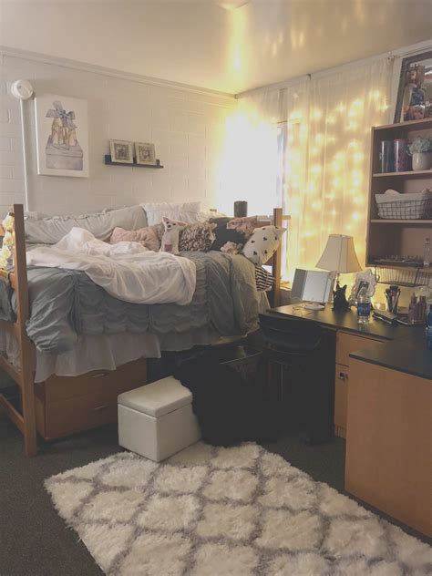 10 Cute College Dorm Room Ideas Decoomo