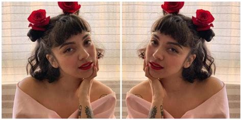 Who Is Mon Laferte New Details On Chilean Singer Exposted Breasts At