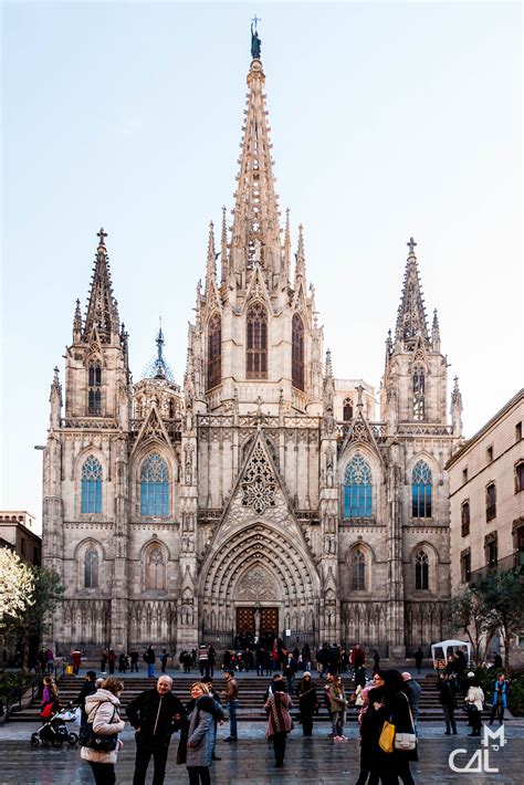 Web oficial del fc barcelona. Barcelone : façade de la cathédrale - Mon chat aime la photo