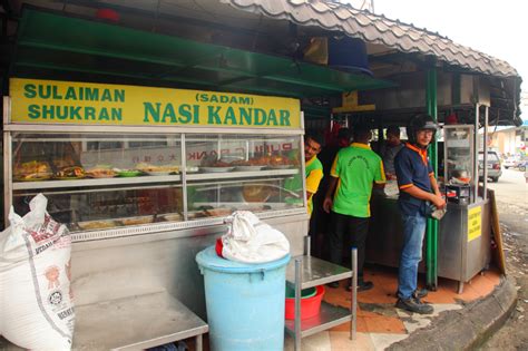 Nasi kandar is a popular northern malaysian dish, which originates from penang. Nasi Kandar Sadam @ Segambut, KL