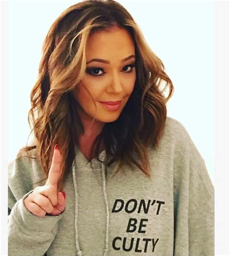 leah remini slams scientology after learning about her father s death a month late