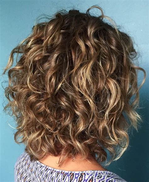 Hair studio name (hs)hair stylist name (hn)01.(hs) is great!thoughtful and careful, he doesn't whip through the haircut. 34 Stunning Examples of Short Brown Hair Highlights in ...
