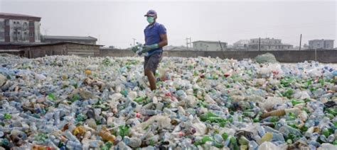 Plastics Pose Biggest Threat To Oceans Africa Renewal