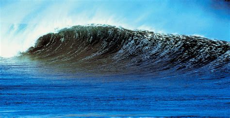 Ai Finds Formula For Giant Waves Artificial Intelligence Identifies