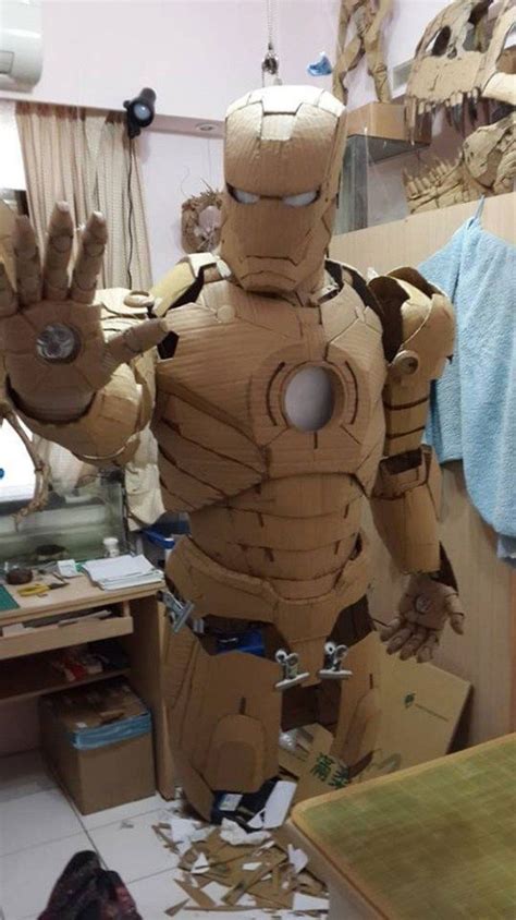 Cardboard Iron Man Suit With Working Lights This Is Awesome Cube