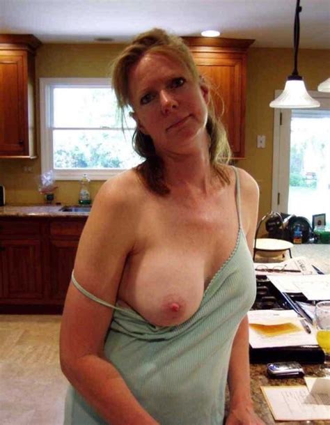 Mature One Boob Flashing Hot Sex Picture