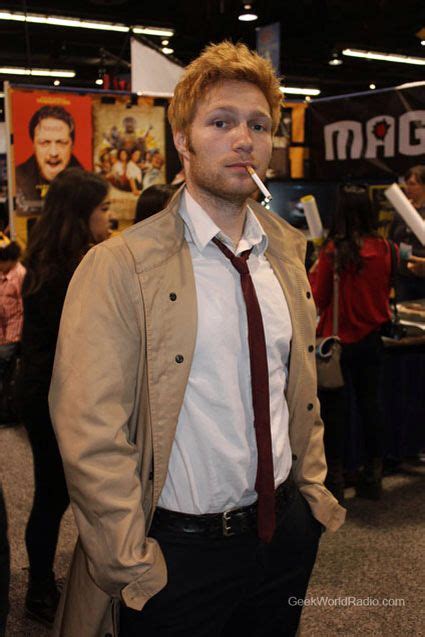 john constantine cosplay at con easy cosplay dc cosplay cosplay ideas green characters john