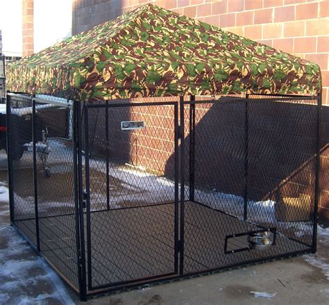 Raised Kennel Flooring With Slats Built In Keeping Them Dry And Up Off