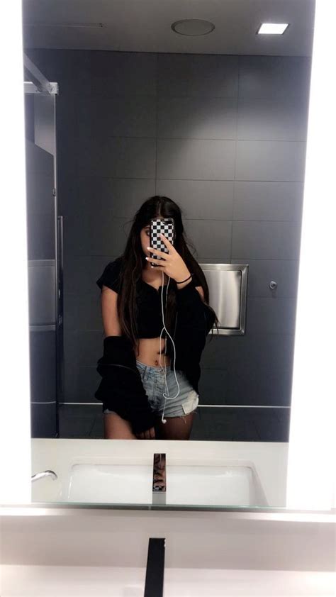 Ideas para selfies en baños públicos Foto Fotos tumblr mujer Moda estilo