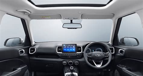 The venue is smaller than both. Maruti Vitara Brezza Diesel vs Hyundai Venue Diesel