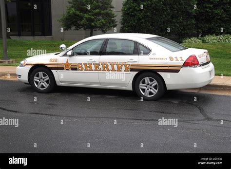A Prince Georges County Sheriffs Cruiser Stock Photo Alamy