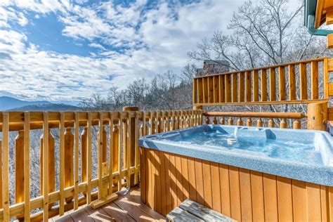 Majestic Sunrise In Pigeon Forge W 6 Br Sleeps14