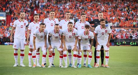 Katar 2022 Reprezentacja Polski Zaprezentowała Trykoty Na Mundial