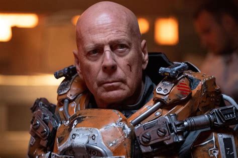 Cosmic Sin starring Bruce Willis is a shoddy sci-fi | The Canberra