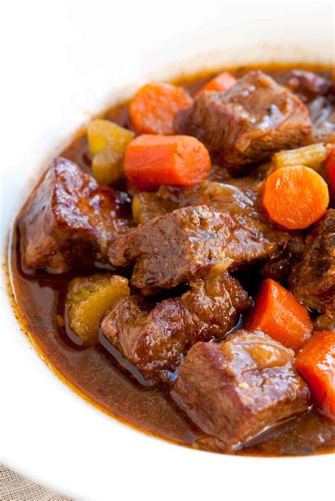 But at its core, bulalo a simple cattleman's stew, best made in a large cauldron with whatever veggies are growing near by. Irresistible Guinness Beef Stew Recipe with Carrots