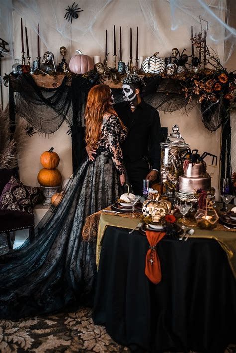 Halloween Themed Wedding Reception Hot Or Not 33 Halloween Wedding Ideas For Daring Couples 5