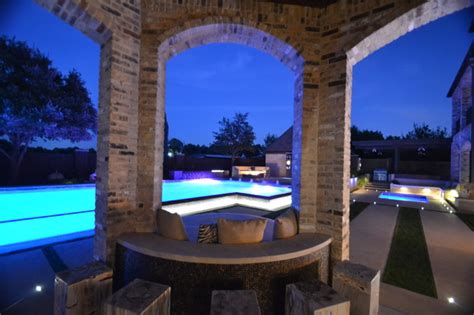 Completely Contemporary Pool Environment Contemporary Swimming Pool And Hot Tub Dallas By