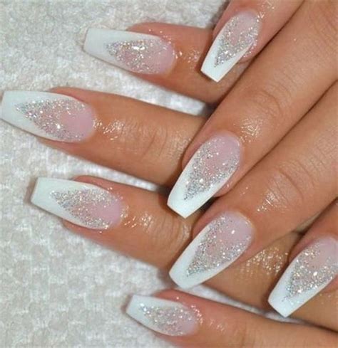 25 Elegant White Nail Art Ideas That You Will Love For Winter Wass