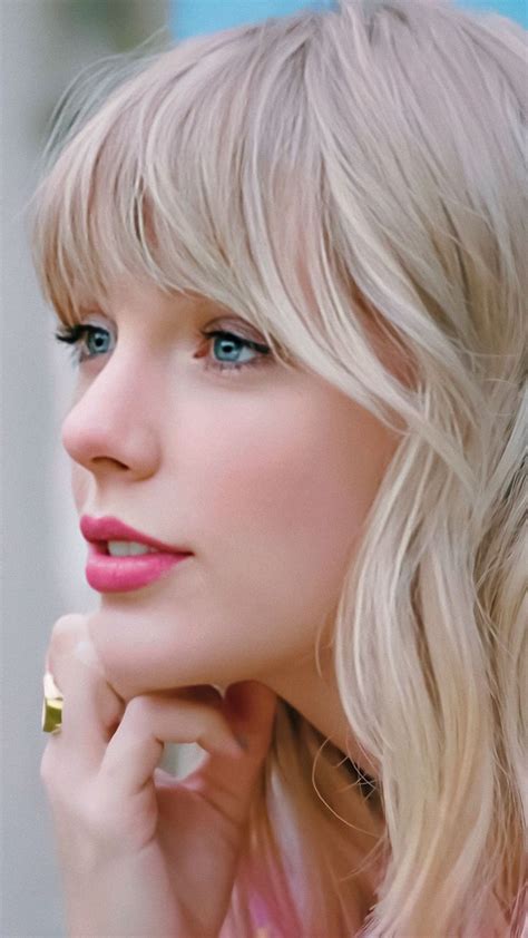 20 Most Beautiful Women In The World Zestvine 2022 Taylor Swift