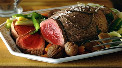 Oven cooking takes about 20 to 25 minutes per pound at 325 degrees fahrenheit. How Long and at What Temperature Do You Cook Roast Beef?