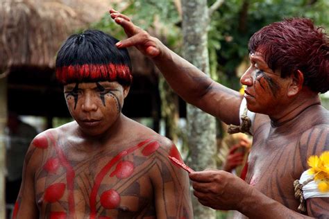 Índios etnia Kamayurá Indigenous americans Amazon tribe American spirit