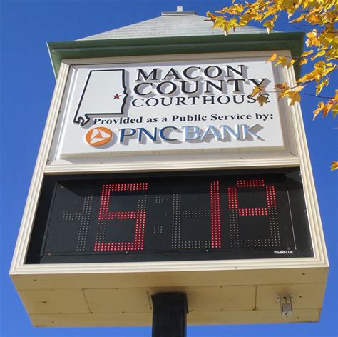 Macon County Courthouse Thermometer Tuskegee Alabama Flickr