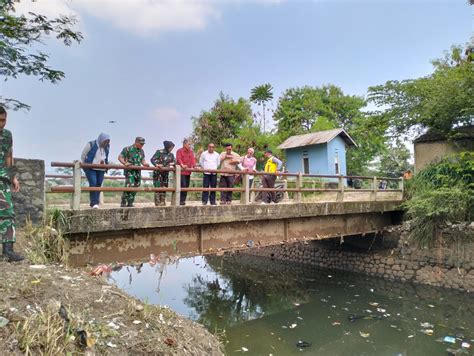 Meninjau Muara Sungai Citarum Yang Viral Upaya Penanganan Sampah Dan
