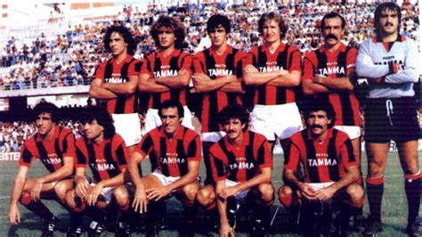 Apre subito le danze la squadra. Le vecchie glorie del Foggia Calcio a San Marco in Lamis