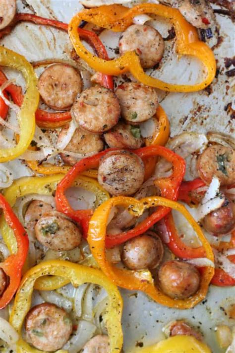 With onions and peppers and spicy sausage, this recipe is bursting with flavor. Healthy Sheet Pan Sausage and Veggies - Organize Yourself Skinny