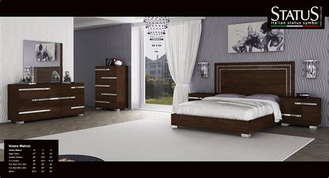 Modern luxury crushed velvet bed room furniture bedroom set gray colour steel frame queen elegant super king size bedroom set. Volare - KING SIZE MODERN STYLE PLATFORM BED WALNUT 5 pc ...