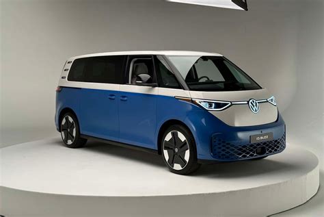 First Look Volkswagen Reveals Us Version Of The Idbuzz Ev Microbus