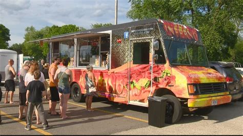Maybe you would like to learn more about one of these? 'Food Truck Fridays' combines food and music in Oshkosh | WLUK