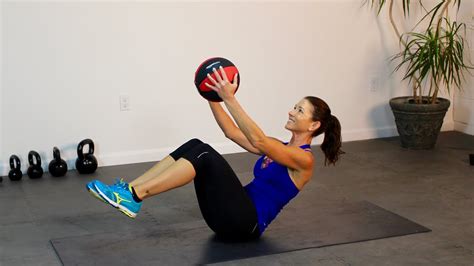 Medicine Ball Abs Defined Best Way To A Flat Stomach