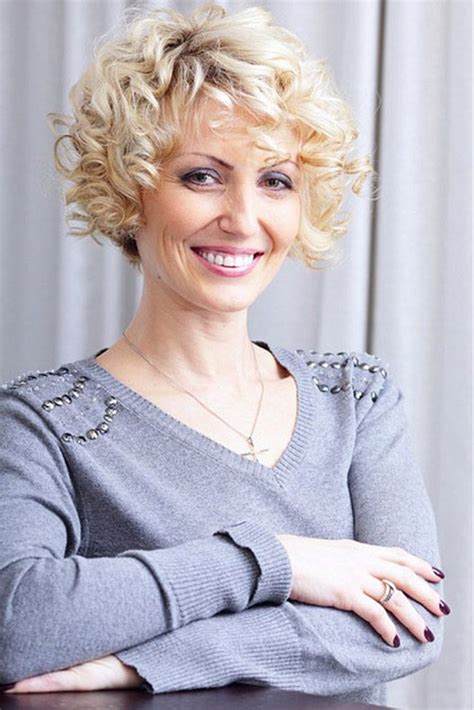 Curly hairstyles for older women. 25 best images about Curly hair for older women on ...