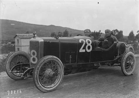 Categoryblack And White Photographs Of Automobile Racing In 1922