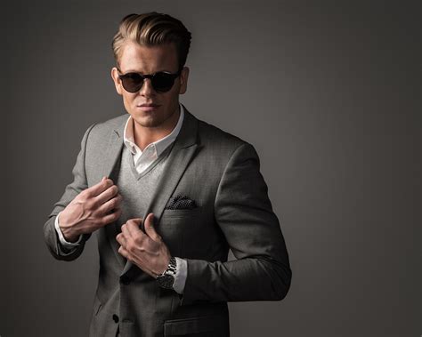 Best Sunglasses For Oval Face Male Fashion Slap