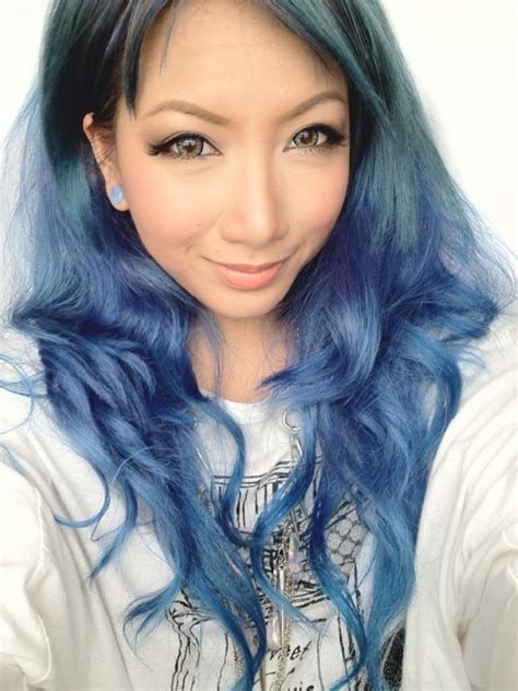 Women Grey Blue Hair Color Trends For All Season And All