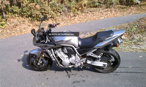 First generation models are known as the fz1 in the united states and fzs1000 fazer in europe. 2002 Yamaha Fz1 Fazer