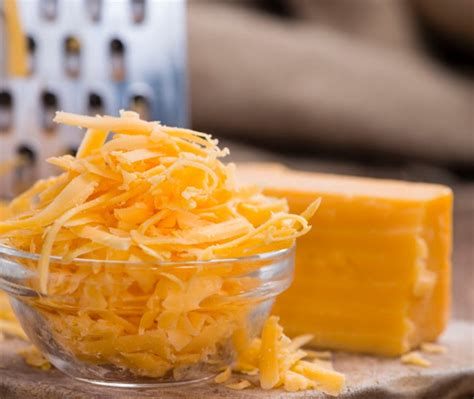 Shredded Cheddar Cheese 2kgpack Sold Per Pack — Horeca Suppliers