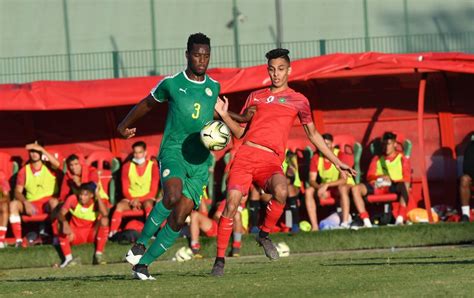قميص المنتخب المغربي للكان مفاجأة l المحمدي سيغيب l الزاكي يفضح تونس على غرار الترجي استعدادات المنتخب المغربي معسكر المنتخب المغربي فضيحة مباراة الوداد. المنتخب الوطني المغربي لأقل من 20 سنة يتعادل وديا مع نظيره ...