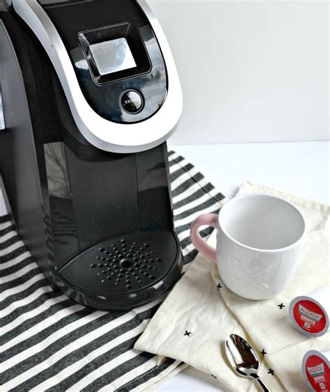 Cleaning a coffee maker with bleach isn't a good idea. Easy Way to Clean a Keurig Coffee Maker | Keurig coffee ...