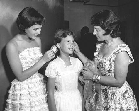 Natalie With Her Sister Lana And Their Mother Maria Blackandwhite