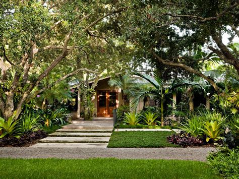 24 Tropical Garden Designs Decorating Ideas Design
