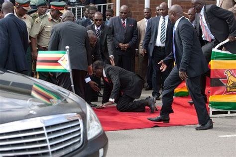 Watch Robert Mugabe Falls Over Then Tries To Ban Video Of Embarrassing Trip Mirror Online