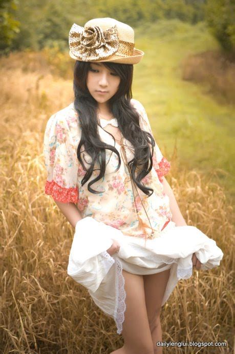 Chinacute02 Cute And Sexy Model Xia Xiaowei 夏小薇