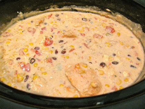 Takes just 5 minutes of prep and is great for busy weeknights. Crock Pot Cream Cheese Chicken Chili | Recipe | Food ...