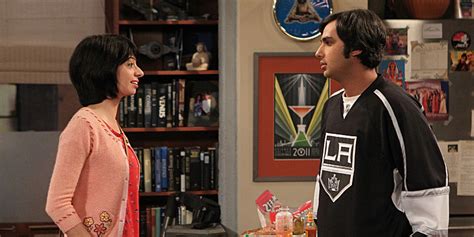 Big Bang Theory Brings Back Kate Micucci In Season 7 Huffpost
