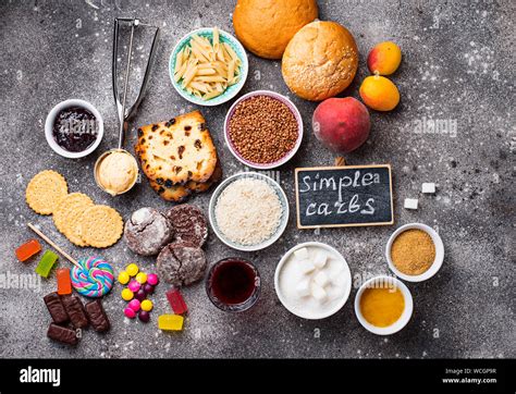 Surtido De Carbohidratos Simples Alimentos Fotografía De Stock Alamy