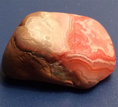 Side View Of An Awesome Seam Agate With Banding And Bubbling