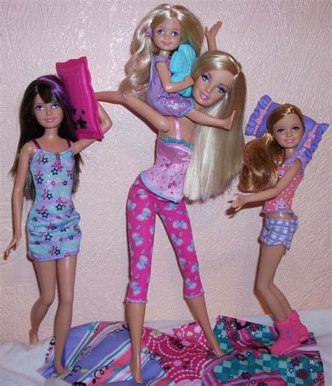 Pillow Fight Barbie Fashionista Dolls Beautiful Barbie Dolls